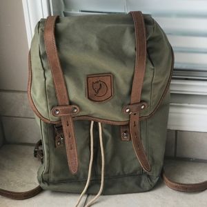 Fjallraven Rucksack No.21 Medium in Green